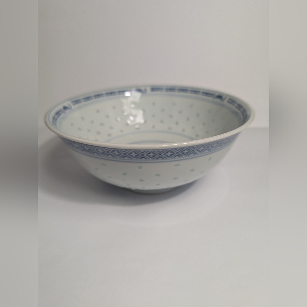 Tienshan Translucent Rice Grain Flower Pattern Blue & White Rice Bowl - Picture 2 of 12
